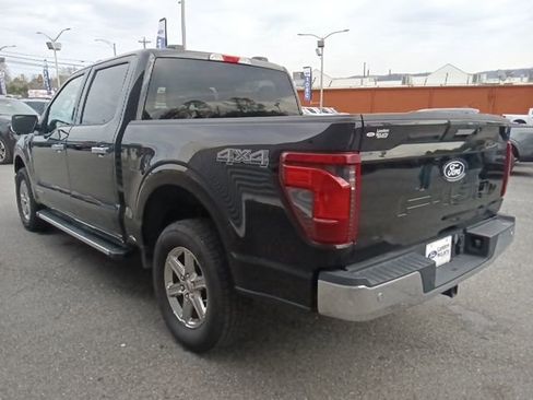 Used 2024 Ford F150 XLT w/ Mobile Office Package image 5