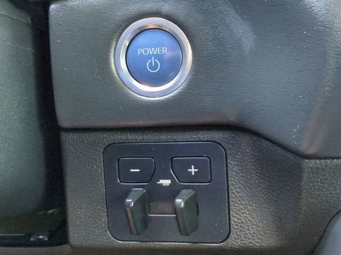 Used 2022 Toyota Tundra Platinum image 26