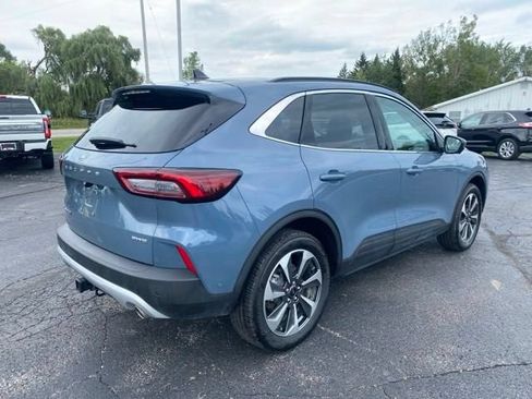 Used 2024 Ford Escape Platinum w/ Premium Technology Package AWD/4WD image 6