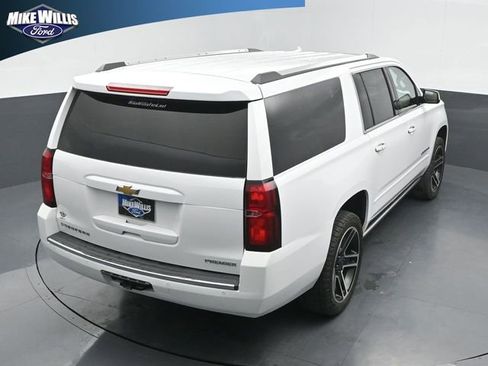 Used 2019 Chevrolet Suburban Premier image 15