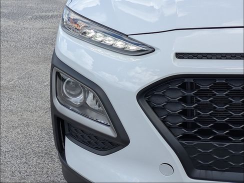 Used 2019 Hyundai Kona SEL w/ Cargo Package FWD image 10
