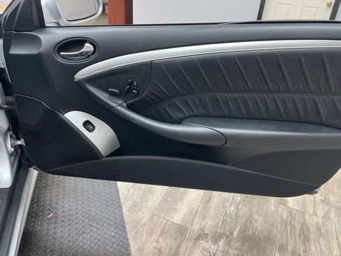 Used 2007 Mercedes-Benz CLK 63 AMG Cabriolet image 38