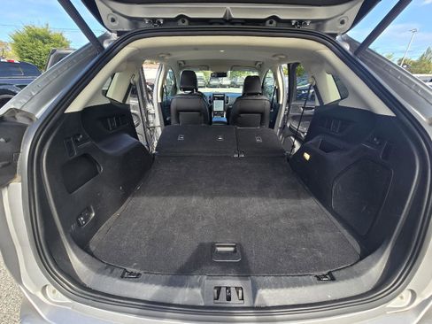 Used 2024 Ford Edge Titanium image 11