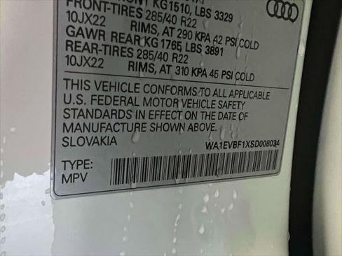 Used 2025 Audi Q8 Premium Plus image 19