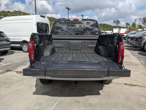 New 2025 Ford F150 Lariat w/ Equipment Group 501A Mid image 12