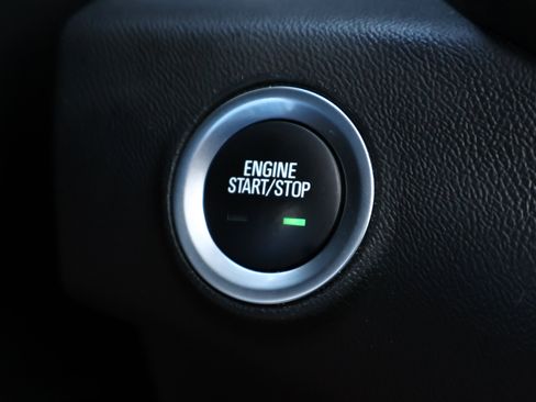 Used 2024 GMC Terrain SLE FWD image 14