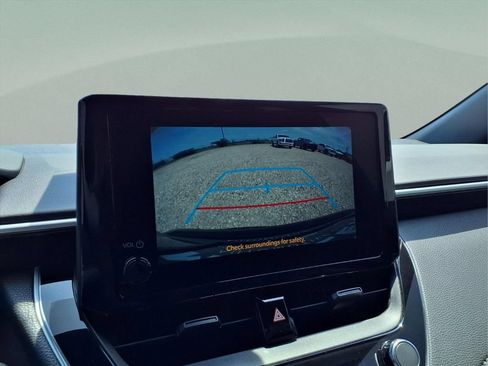 Used 2023 Toyota Corolla SE FWD image 11