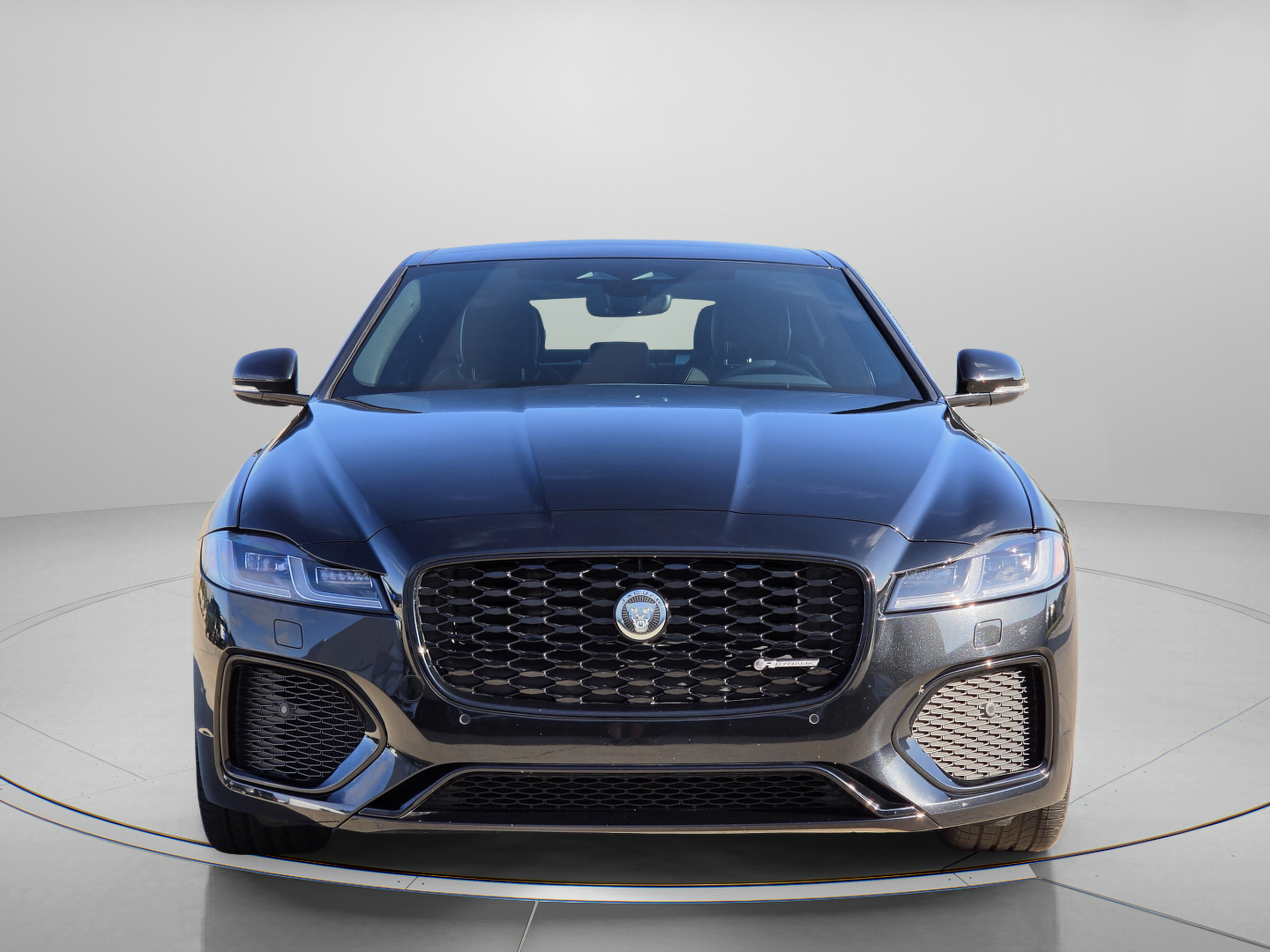 Certified 2024 Jaguar XF R-Dynamic SE AWD/4WD image 6