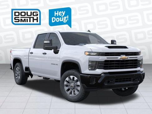 New 2026 Chevrolet Silverado 2500 Custom w/ Custom Value Package AWD/4WD image 7