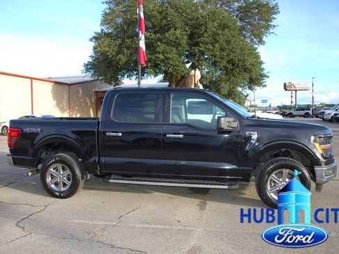 Used 2025 Ford F150 XLT w/ Equipment Group 301A Standard AWD/4WD image 6