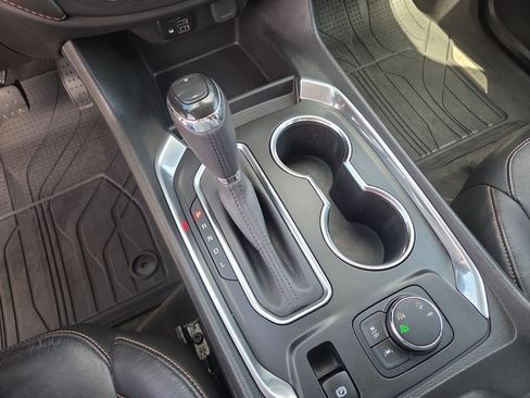 Used 2020 Chevrolet Traverse RS w/ LPO, Floor Liner Package image 28