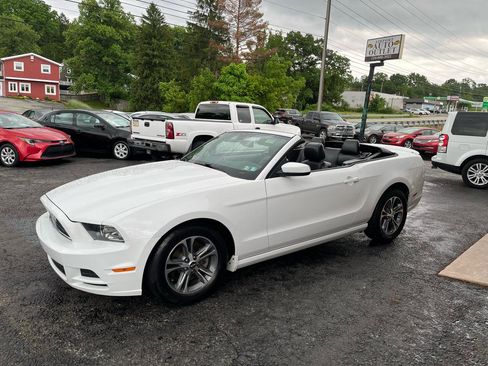 Used 2014 Ford Mustang Premium w/ Equipment Group 201A RWD image 17