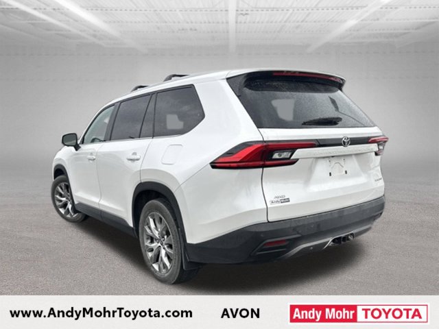 Used 2024 Toyota Grand Highlander AWD image 11