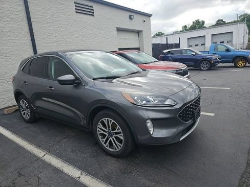 Used 2022 Ford Escape SEL AWD/4WD image 3
