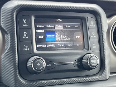 Used 2018 Jeep Wrangler Unlimited Sport S AWD/4WD image 30