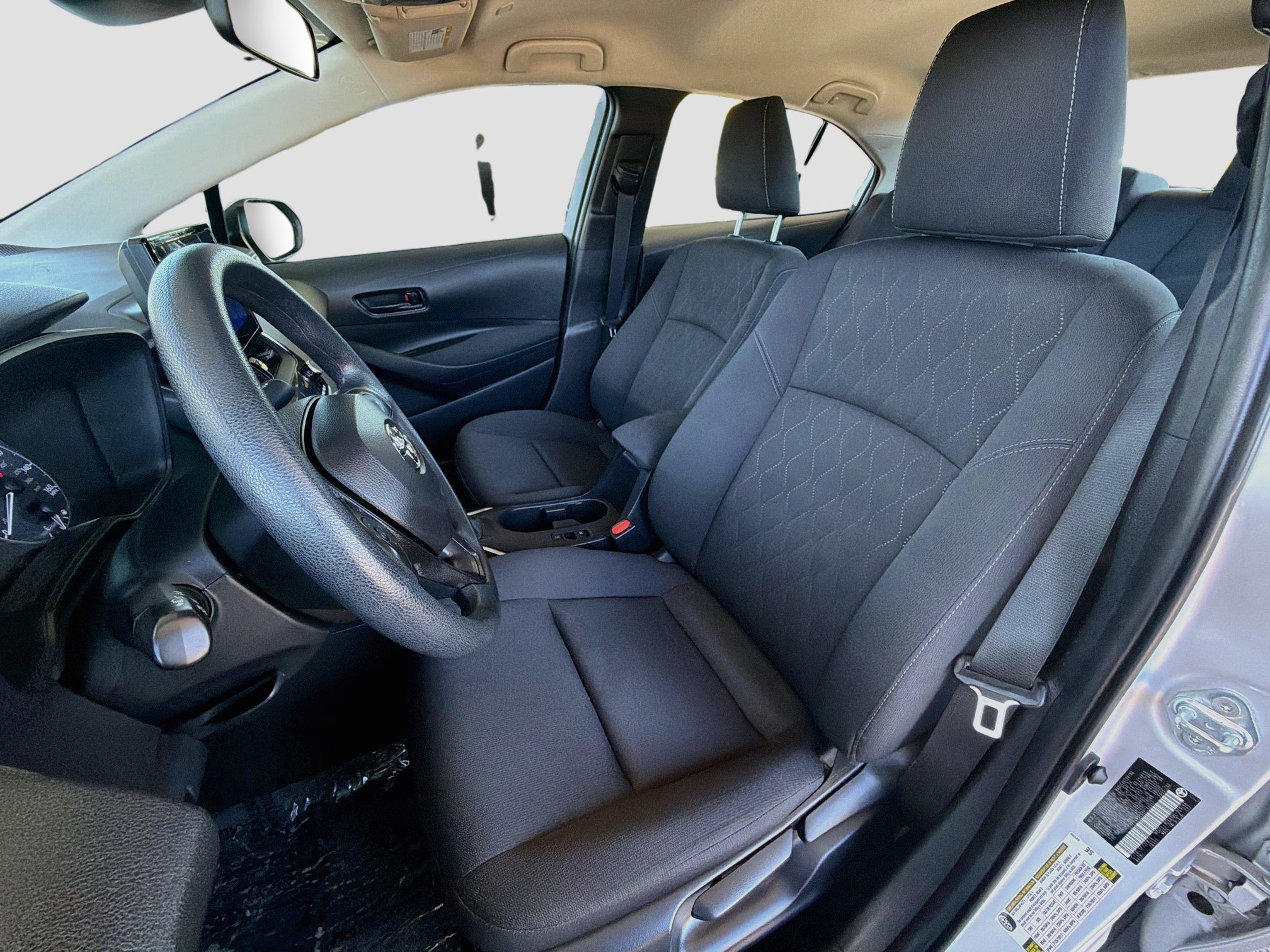 Used 2024 Toyota Corolla LE FWD image 13