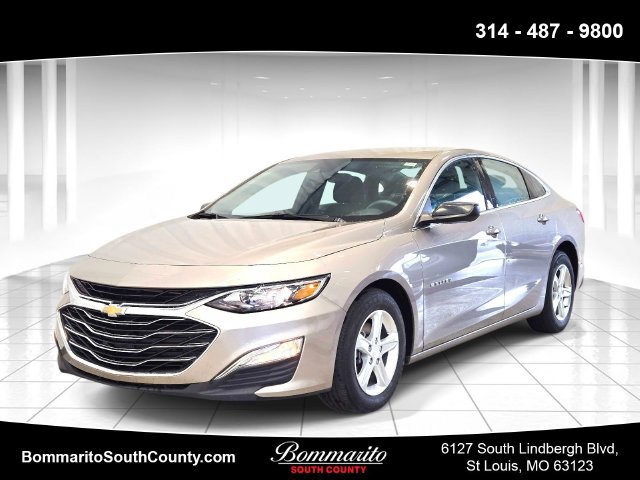 Used 2025 Chevrolet Malibu LS FWD image 1