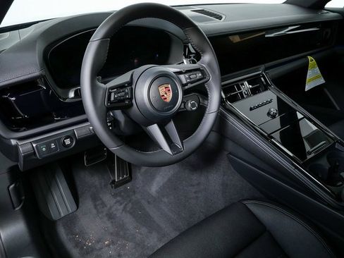 New 2026 Porsche Panamera image 4