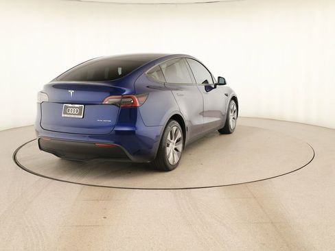 Used 2021 Tesla Model Y Long Range AWD/4WD image 6