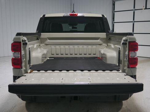 Used 2025 Ford Maverick XL w/ Equipment Group 102A image 25