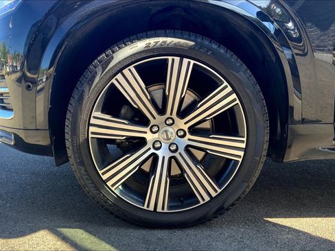 Used 2022 Volvo XC90 T6 Inscription w/ Advanced Package image 10