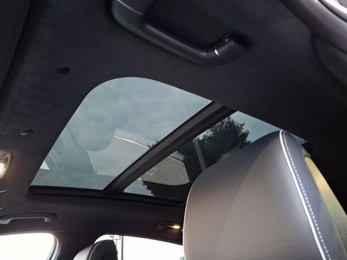 Certified 2025 Genesis GV80 3.5T e-SC image 21