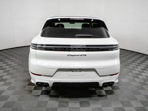 New 2026 Porsche Cayenne GTS image 32
