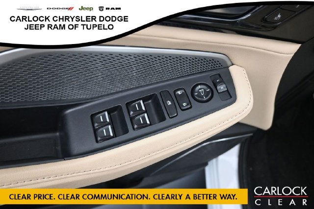 Used 2025 Acura MDX FWD image 14