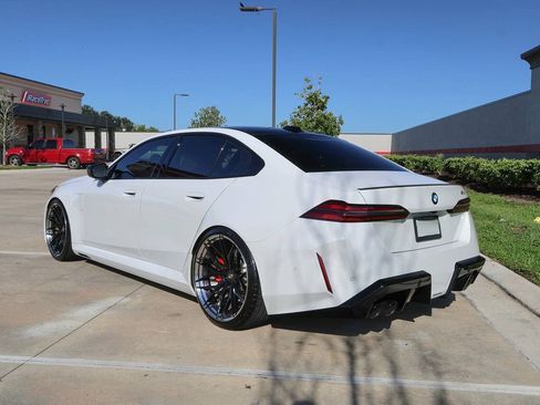 Used 2026 BMW M5 w/ Executive Package AWD/4WD image 29