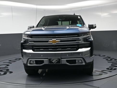 Used 2020 Chevrolet Silverado 1500 LTZ w/ LTZ Plus Package AWD/4WD image 13