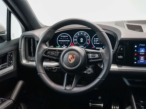 New 2026 Porsche Cayenne S AWD/4WD image 21