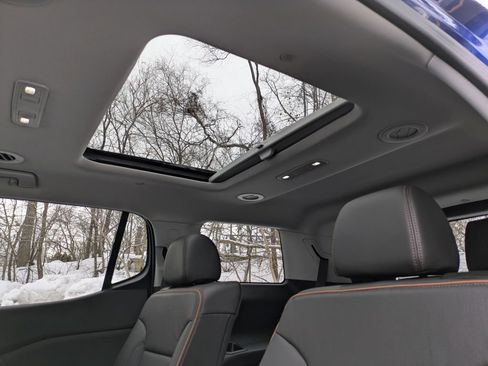 Certified 2023 GMC Acadia AT4 w/ Technology Package image 30