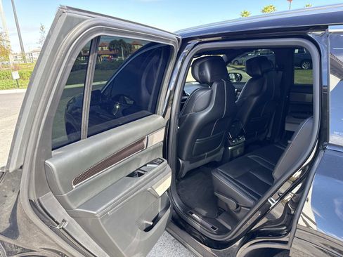 Used 2026 Cadillac Vistiq Luxury image 14