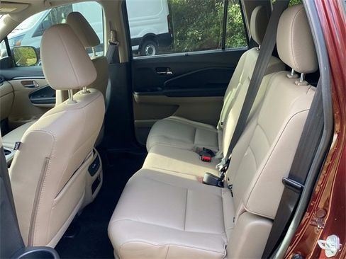 Used 2022 Honda Pilot Special Edition image 9