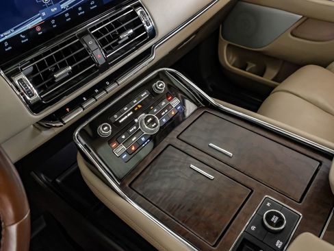 Used 2022 Lincoln Navigator L Reserve AWD/4WD image 24