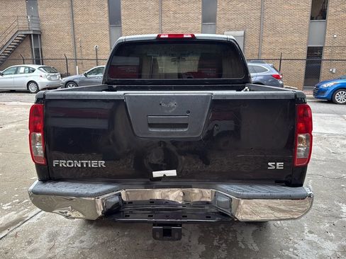 Used 2005 Nissan Frontier SE RWD image 6