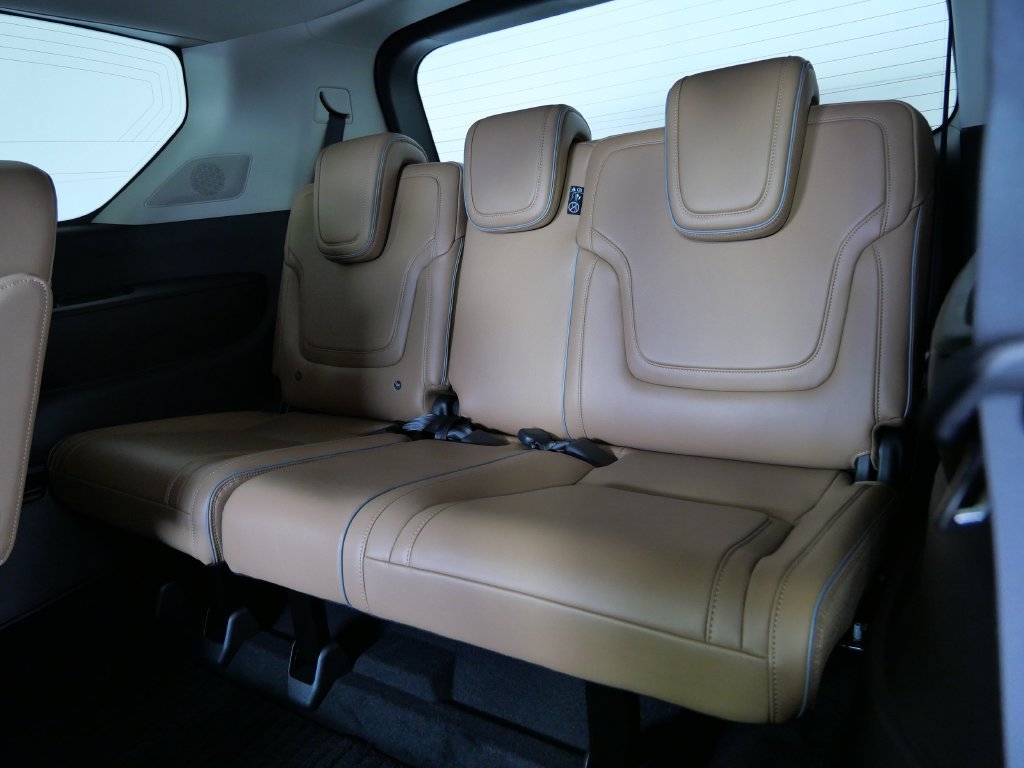 New 2027 INFINITI QX80 Luxe AWD/4WD image 16