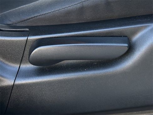 Used 2018 Jeep Grand Cherokee Laredo image 26