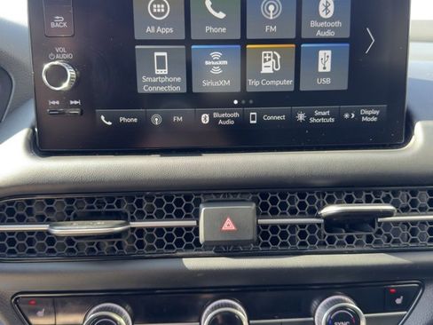 Used 2024 Honda HR-V EX-L image 17