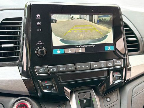 Used 2024 Honda Odyssey EX-L image 12
