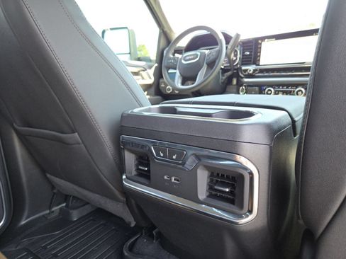 New 2026 GMC Sierra 2500 SLT w/ SLT Premium Package AWD/4WD image 26