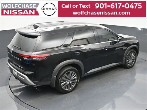 Used 2024 Nissan Pathfinder SL w/ SL Premium Package image 32