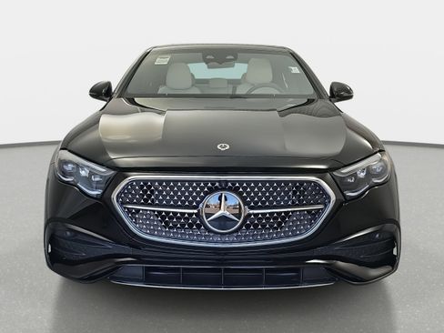 Used 2026 Mercedes-Benz E 350 Sedan image 2