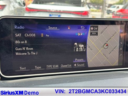 Used 2019 Lexus RX 450h AWD w/ Navigation Package image 34