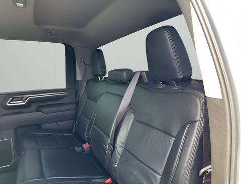 Used 2024 Chevrolet Silverado 3500 LT w/ Convenience Package image 19