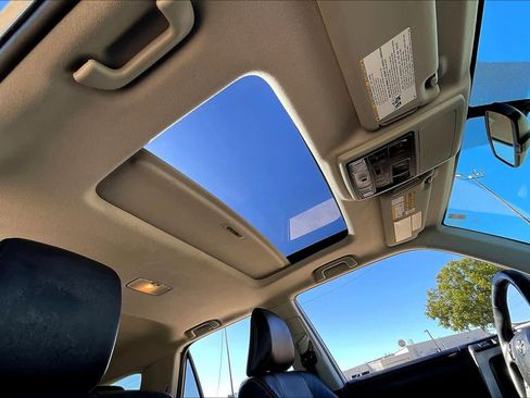 Used 2016 Toyota 4Runner Limited image 13