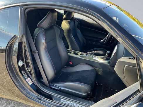 Used 2016 Subaru BRZ Limited w/ Popular Package #4 image 6