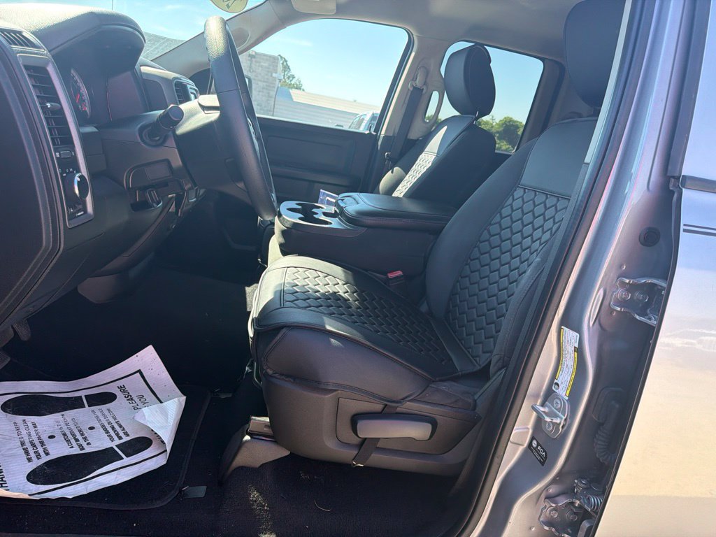 Used 2022 RAM 1500 Tradesman w/ Chrome Plus Package RWD image 24