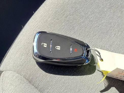 Used 2022 Chevrolet Equinox LS image 37