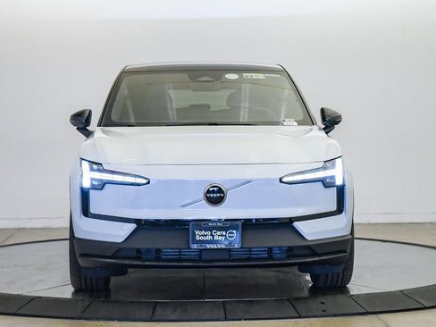 New 2026 Volvo EX30 Plus w/ Protection Package Premier image 7